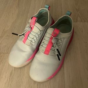 Used clove shoes size 7